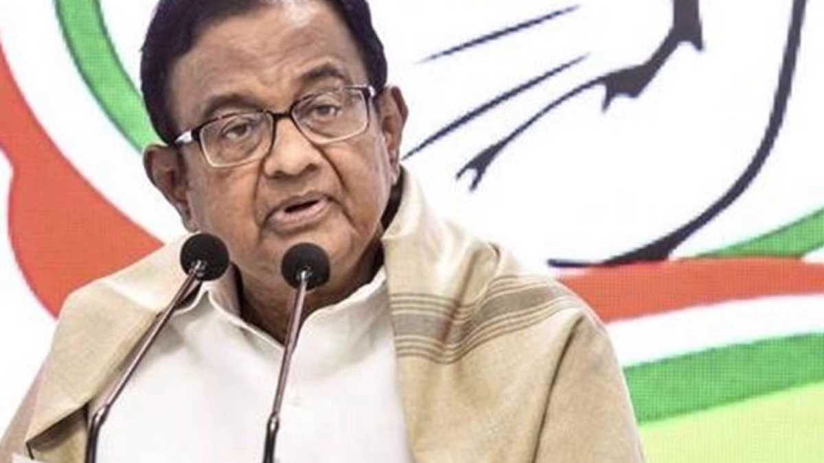 वैज्ञानिक उपकरणों पर जीएसटी लगाने के लिए चिदंबरम ने सरकार की खिंचाई की वैज्ञानिक उपकरणों पर जीएसटी लगाने के लिए चिदंबरम ने सरकार की खिंचाई की